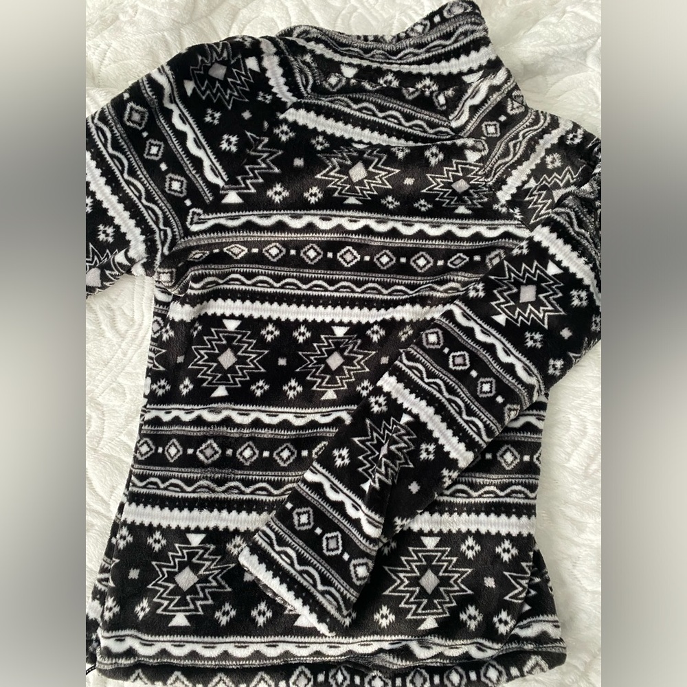 eddie bauer fleece 1/4 zip